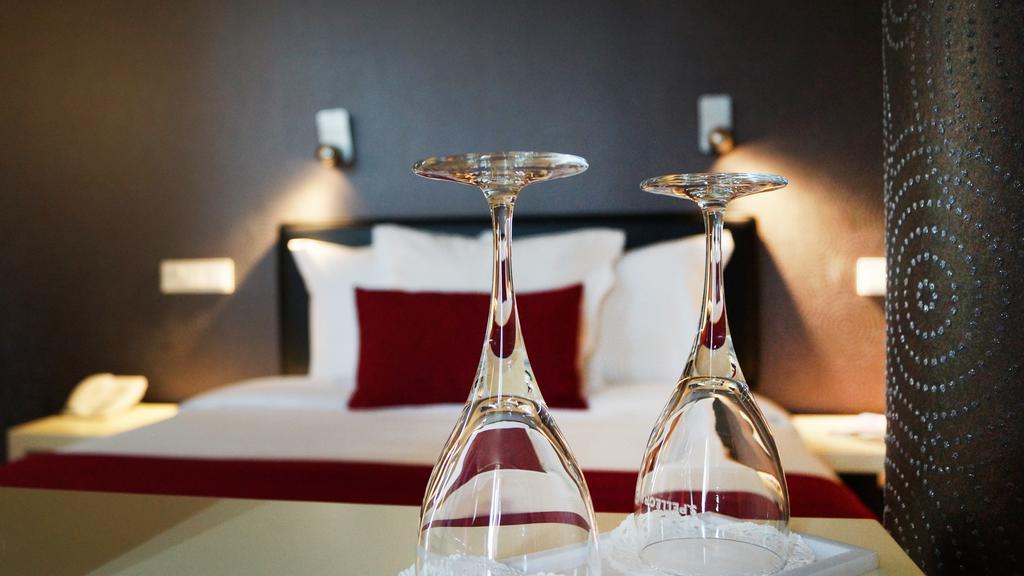Hotel Olivier ชตราสเซน ภายนอก รูปภาพ