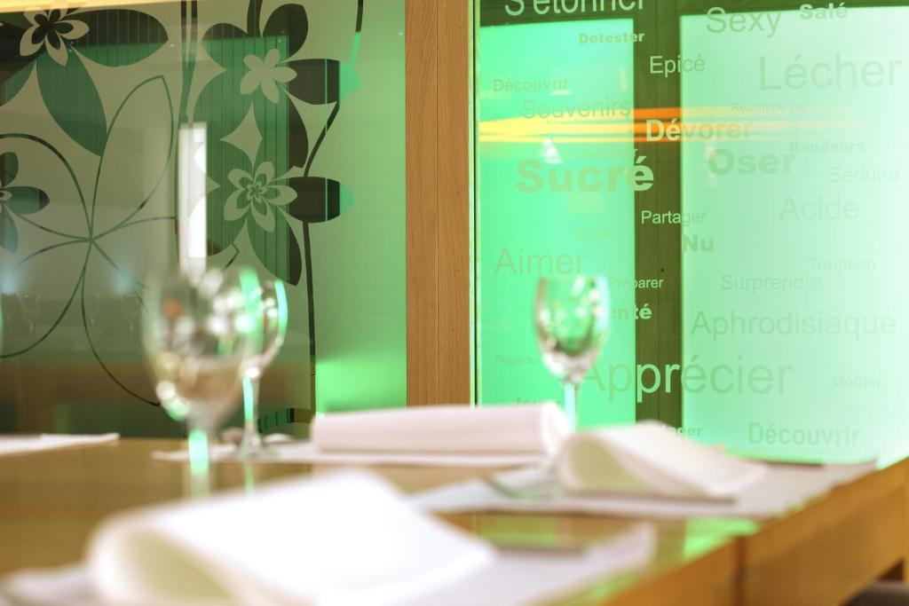 Hotel Olivier ชตราสเซน ภายนอก รูปภาพ