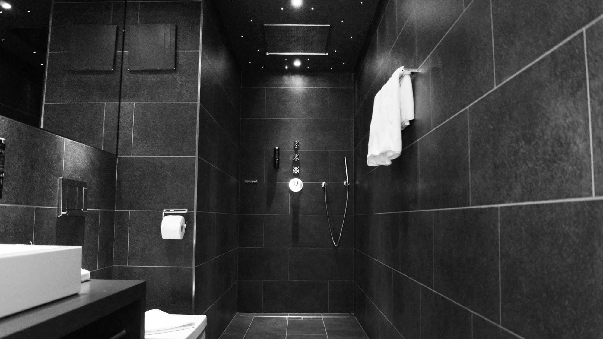 Hotel Olivier ชตราสเซน ภายนอก รูปภาพ