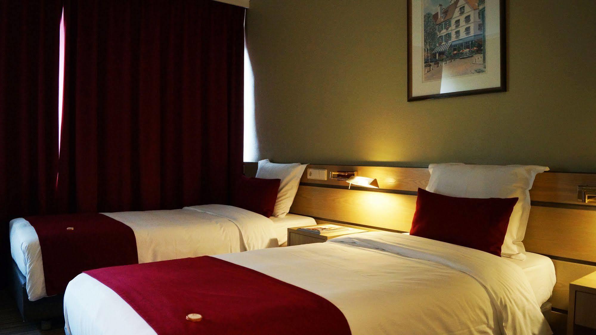 Hotel Olivier ชตราสเซน ภายนอก รูปภาพ