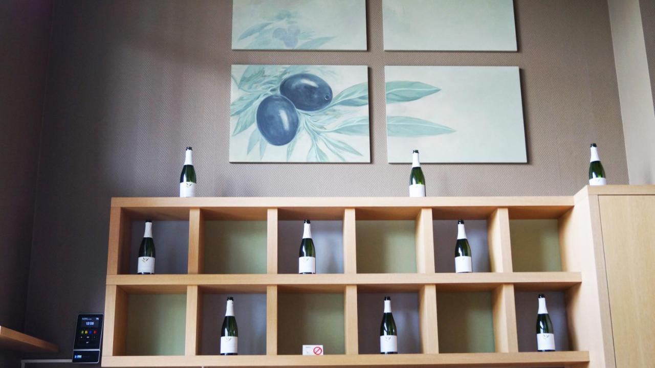 Hotel Olivier ชตราสเซน ภายนอก รูปภาพ